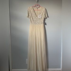 ASOS Maya Deluxe Formal Dress Size 4 Cream Color NWT